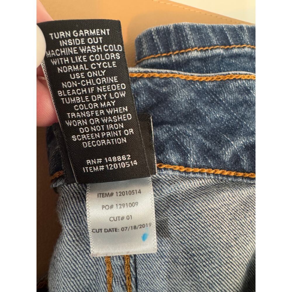 Disney Mickey Mouse Medium Wash Boyfriend Jean with Patches‎ Women's Size 24 - Picture 7 of 7